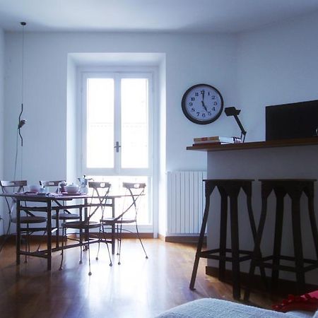 Fil Rouge Apartment Милано Стая снимка